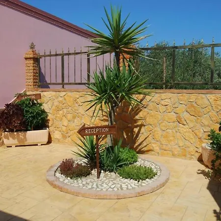 Tenuta Madre Terra * Ovile Sant'Andre