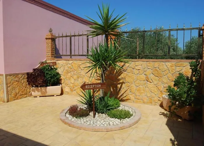 Tenuta Madre Terra * Ovile Sant'Andre